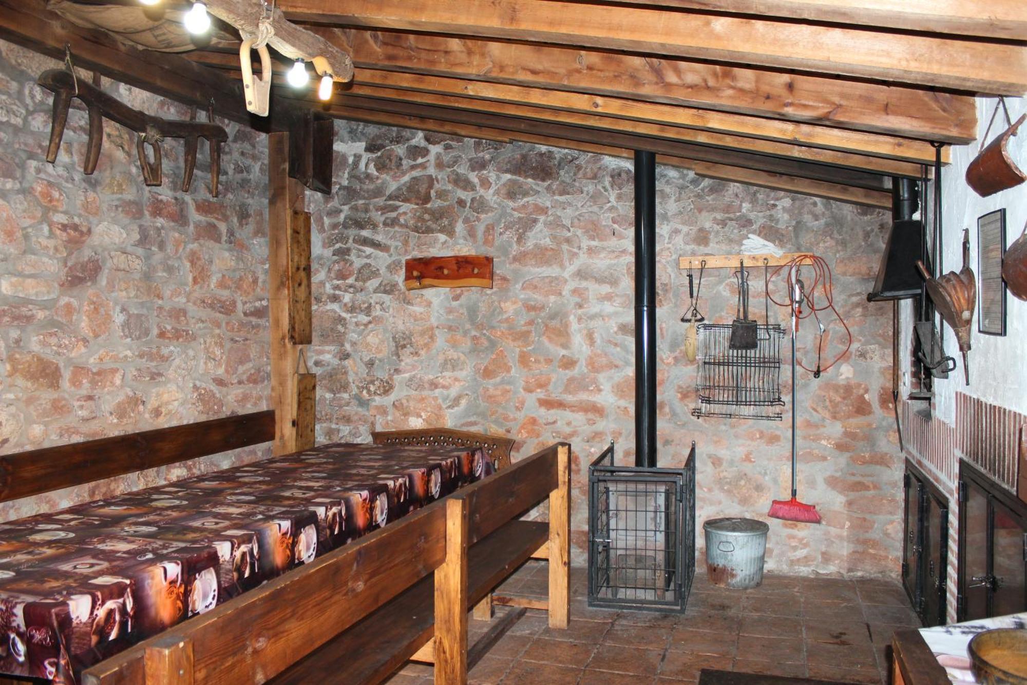 La Chimenea De Soria I Y I I Guest House Espeja de San Marcelino Екстериор снимка