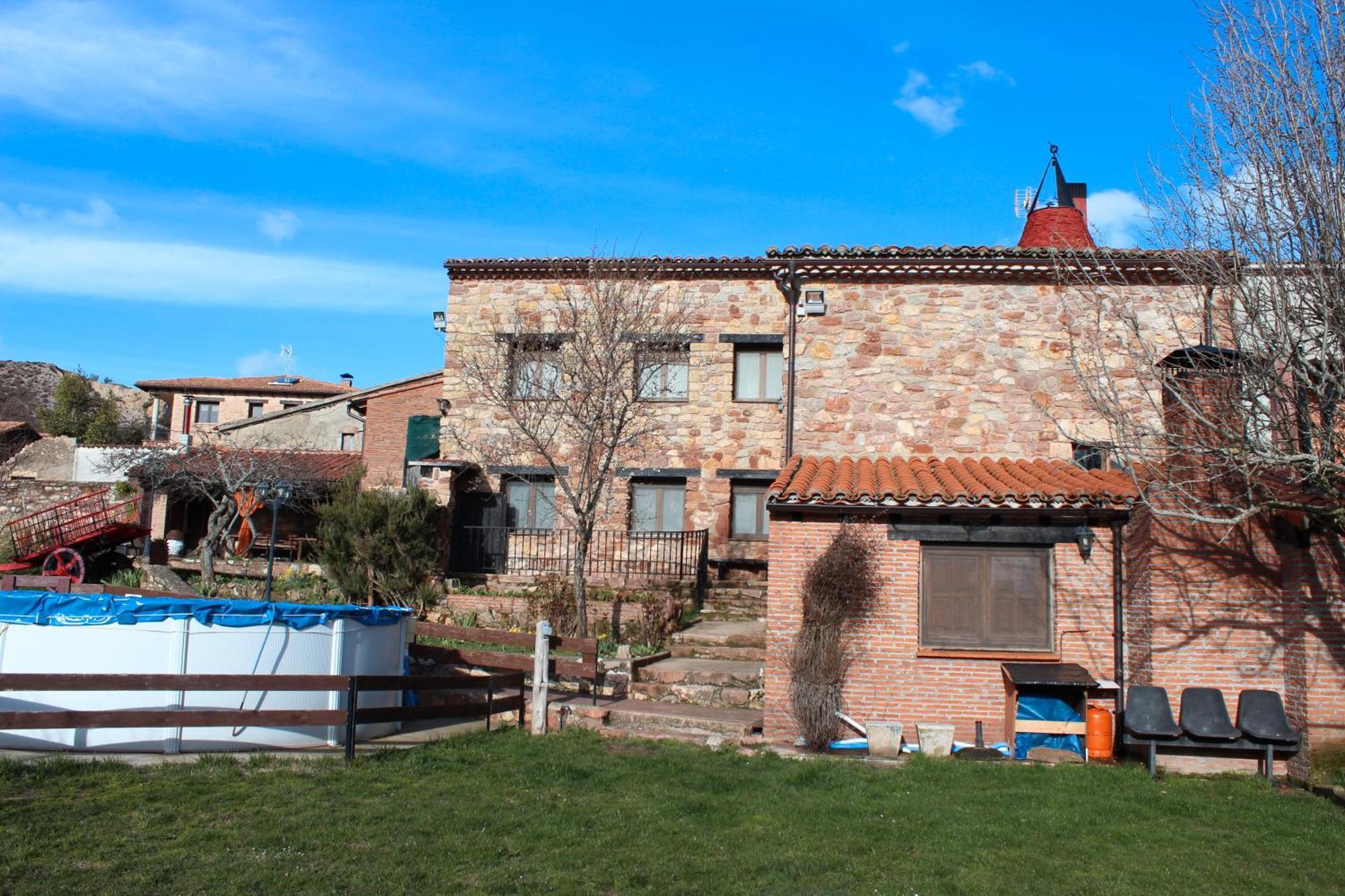 La Chimenea De Soria I Y I I Guest House Espeja de San Marcelino Екстериор снимка