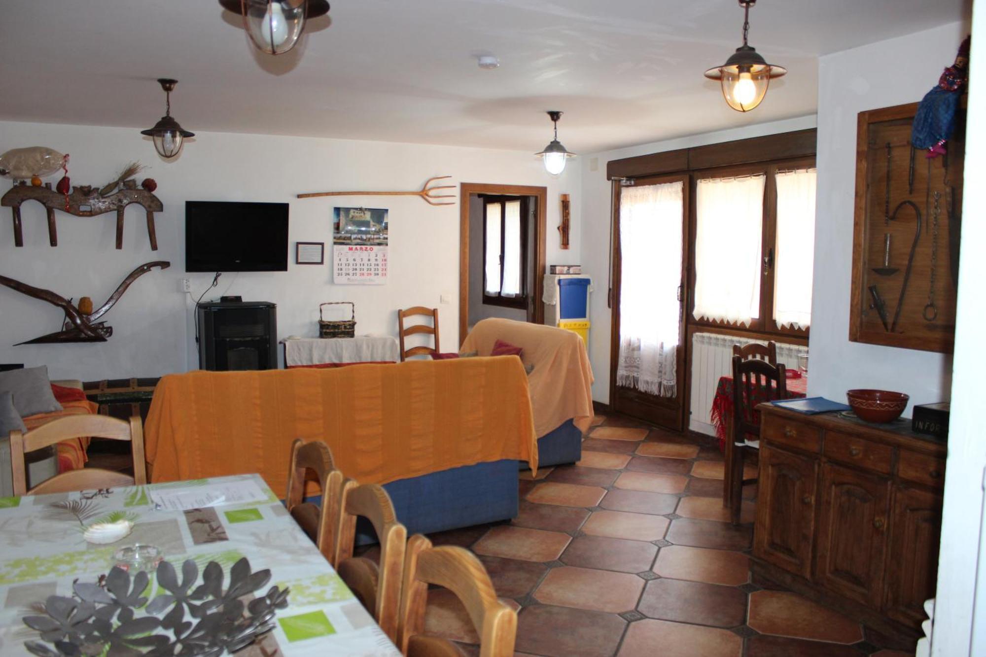 La Chimenea De Soria I Y I I Guest House Espeja de San Marcelino Екстериор снимка