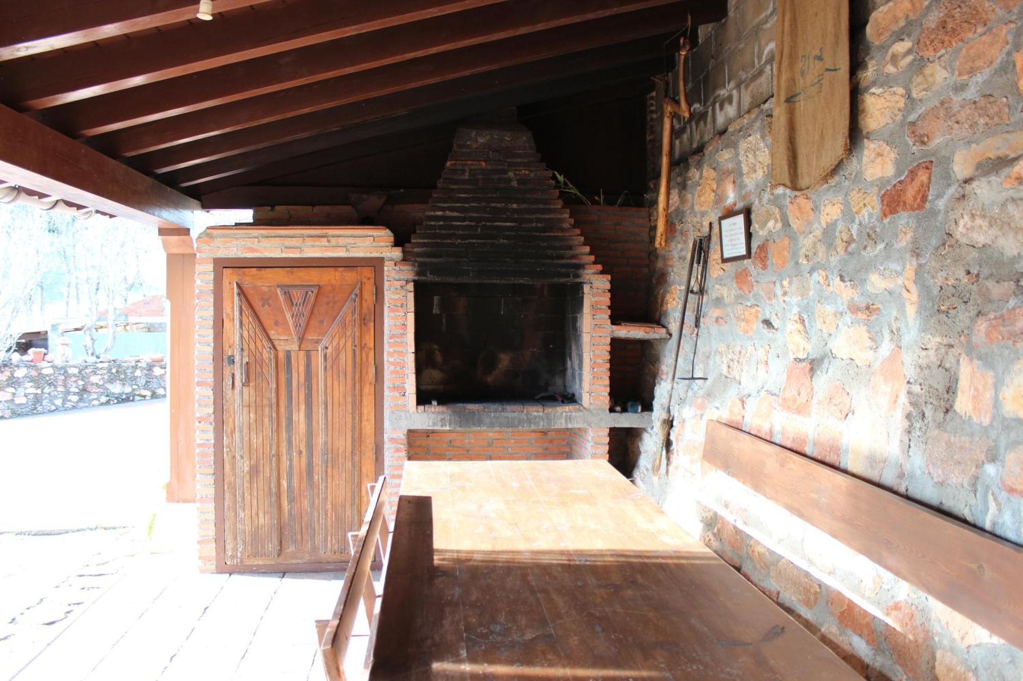 La Chimenea De Soria I Y I I Guest House Espeja de San Marcelino Екстериор снимка