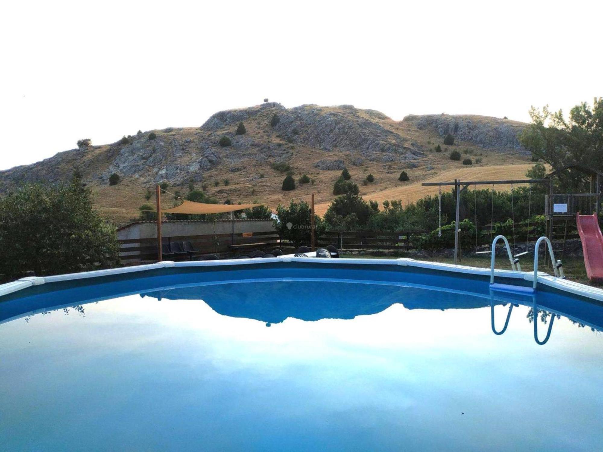 La Chimenea De Soria I Y I I Guest House Espeja de San Marcelino Екстериор снимка